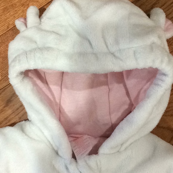 Carter’s snowsuit - Picture 2 of 5